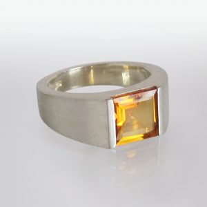 Ring Silber Mandarin-Granat